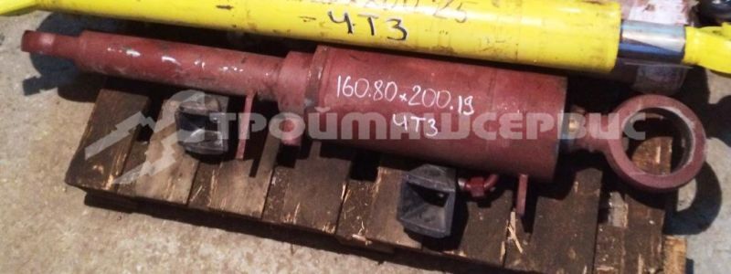 Гидроцилиндр перекоса отвала ЦГ-160.80х200.19-01 (50-50-226СП) Гидроцилиндр перекоса отвала ЦГ-160.80х200.19-01 (50-50-226СП)